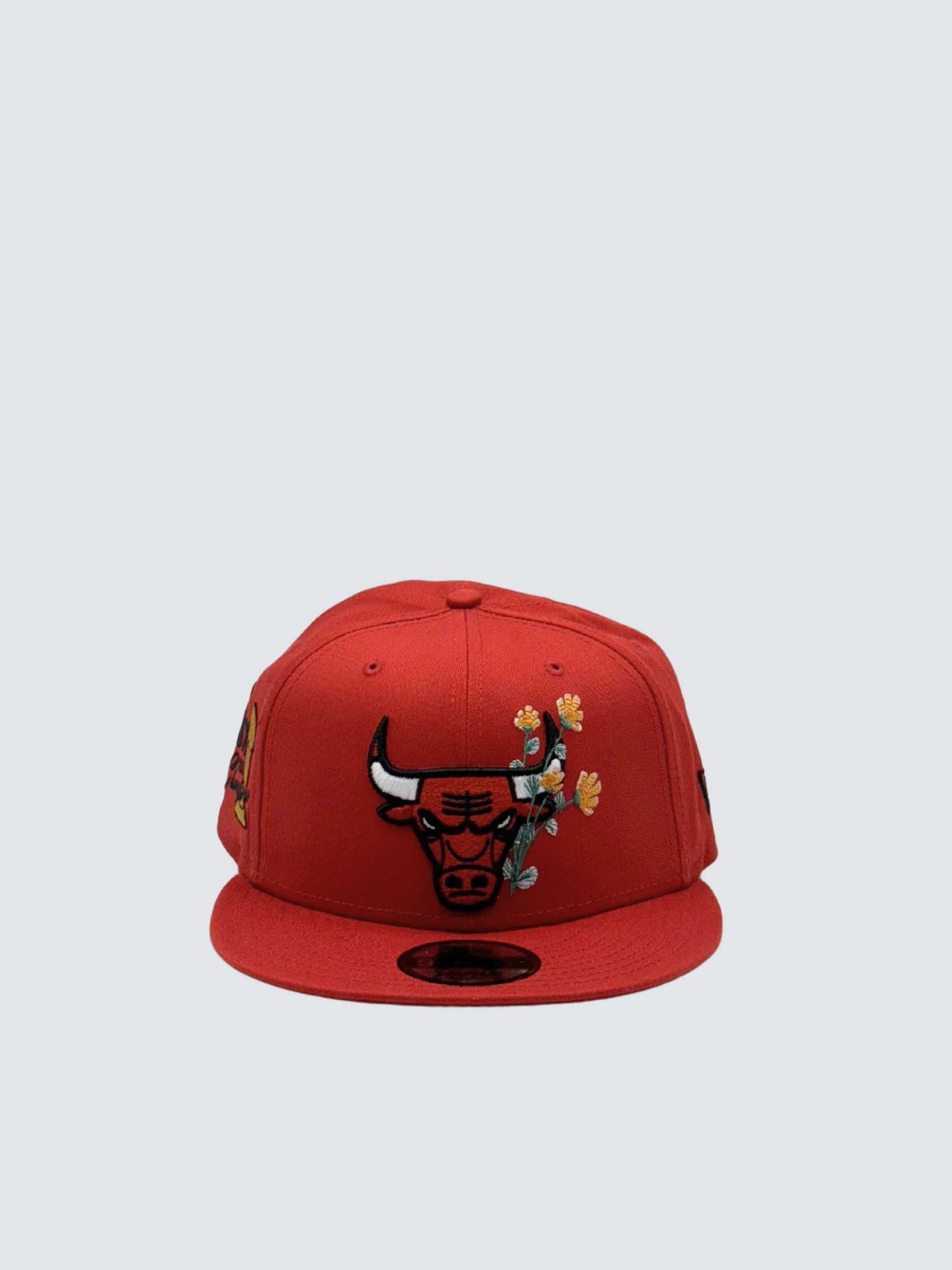 CHICAGO BULL SEASONAL FLOWER ROSSO