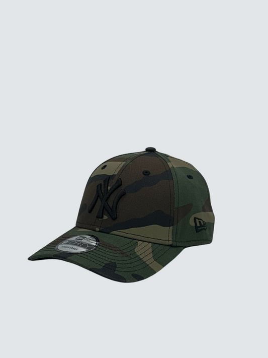 NEW YORK YANKEES ESSENTIALS MILITARE